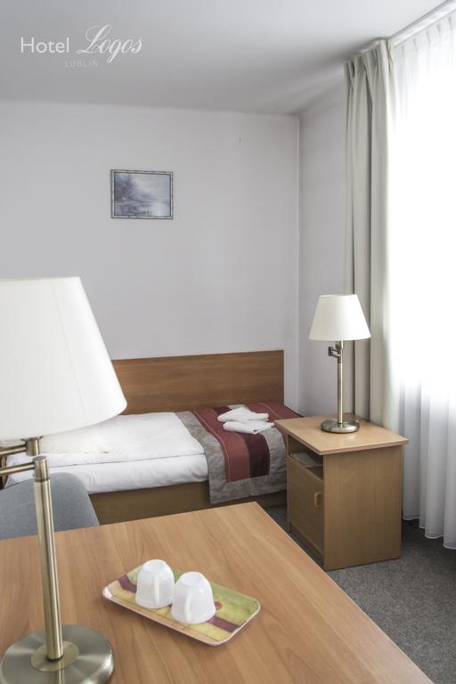 Hotel Logos ルブリン エクステリア 写真